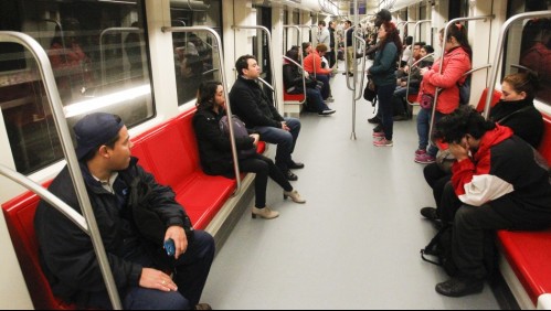 Metro de Santiago informa el cierre de estaciones de Línea 5 tras clásico entre Colo Colo y UC