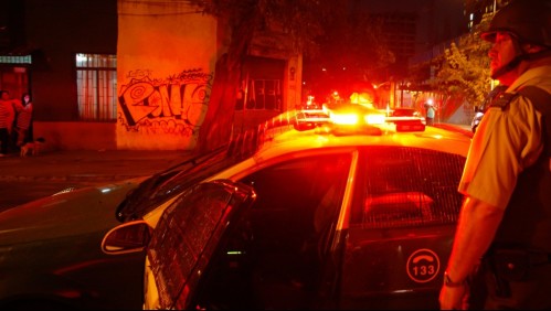 Portonazo en Puente Alto: Delincuentes intimidaron con arma de fuego a víctima para robarle