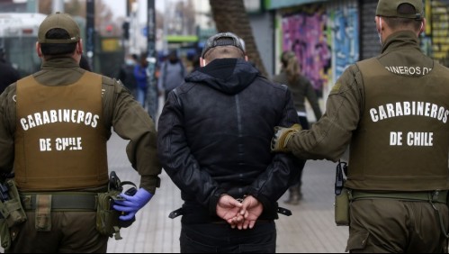 Joven mordió a carabineros para evitar ser detenido