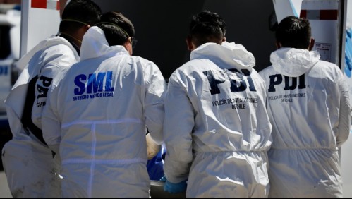 Mujer fue asesinada dentro de un motel en Santiago Centro: Responsables se dieron a la fuga