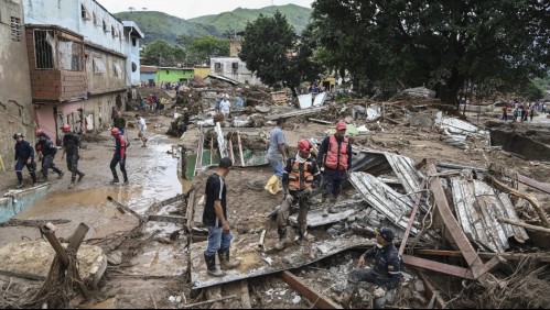 Aluvión arrasa pueblo de Venezuela: Deja 22 muertos y 52 desaparecidos tras jornadas de intensas lluvias