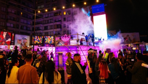 Adidas renueva clásico modelo de zapatillas y revela diseño en medio de evento que congregó a diversos artistas urbanos