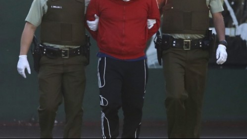 Sujeto intentó atropellar a carabinero: Chocó contra el muro de un domicilio y fue detenido en Lo Espejo