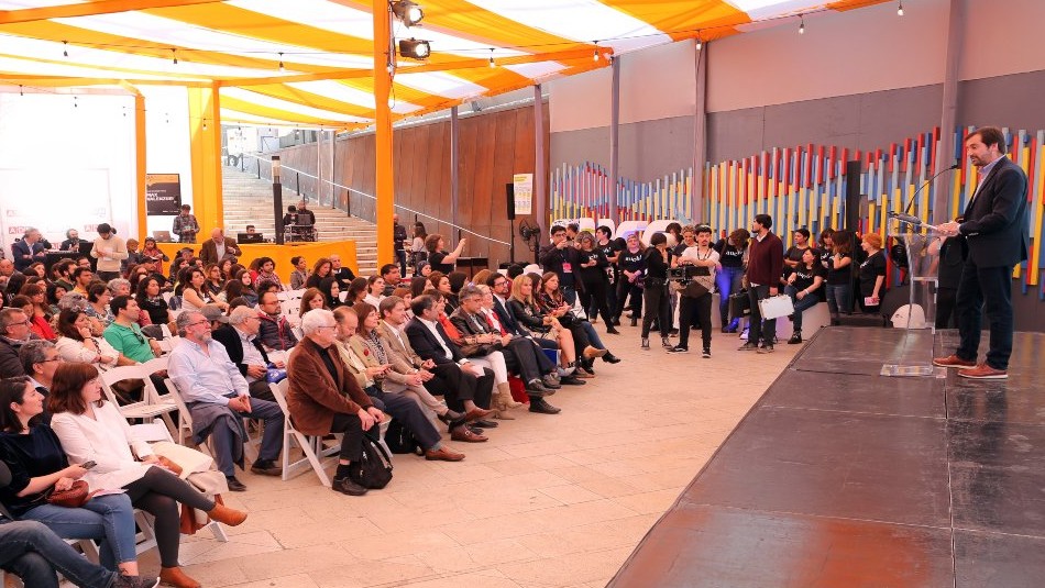 Con el apoyo de Seguros SURA: Festival de Autores Santiago realizará quinta versión en el Centro Cultural de Las Condes Con el apoyo de Seguros SURA: Festival de Autores Santiago realizará quinta versión en el Centro Cultural de Las Condes