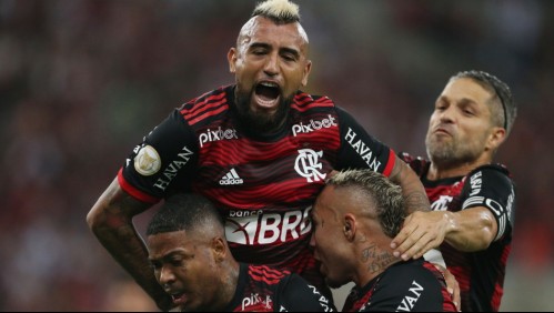 Vidal consiguió su primer título con Flamengo al ganar la Copa de Brasil