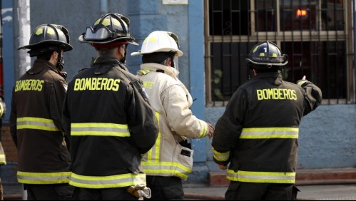 Emanación de gas provoca explosión en departamento residencial: Una persona sufrió quemaduras
