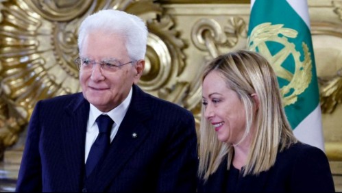 El gobierno de la ultraderechista Giorgia Meloni presta juramento en Italia