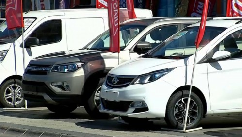 Precios en seguros de autos presentan alzas de hasta un 102%: A causa del aumento de encerronas y portonazos