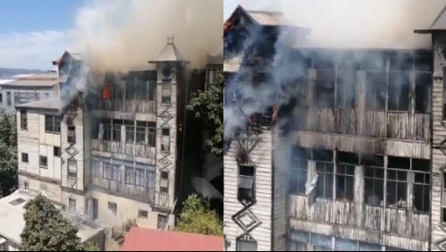 Gran incendio afecta a casona en Cerro Alegre de Valparaíso