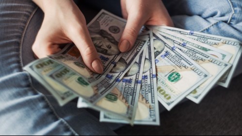 Adolescente roba los ahorros de toda la vida de su abuela y los reparte entre sus compañeros de colegio