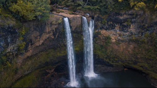 Joven chilena muere en Hawái mientras realizaba excursión en unas cataratas