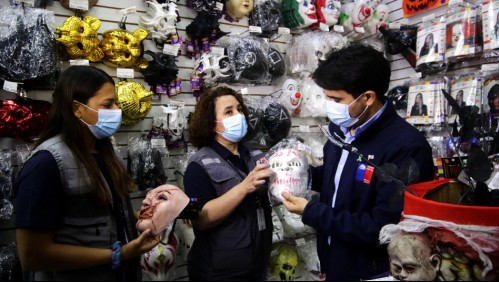 Previo a Halloween: Seremi de Salud de la RM ha sumariado más de 50 locales comerciales