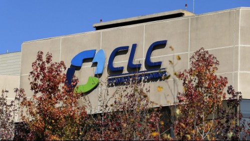 Decretan prohibición de ingreso a Clínica Las Condes al oncólogo Manuel Álvarez, imputado por abuso sexual