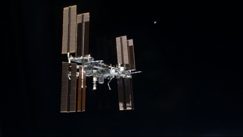 Activaron los propulsores: Estación Espacial Internacional debió activar maniobra para esquivar trozo de basura espacial