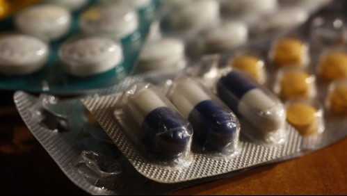 'Guardo las pastillas solo para las crisis': La realidad de adultos mayores que dejan de medicarse por falta de dinero
