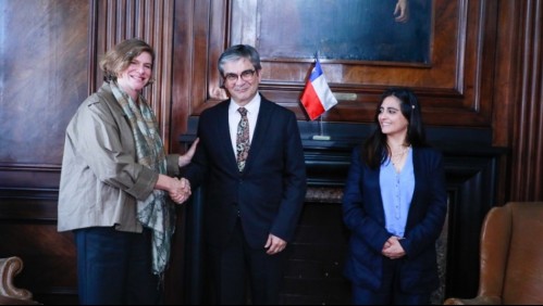 ¿'Experimento' o 'experiencia'? Economista Mariana Mazzucato denuncia problema de traducción en polémica frase