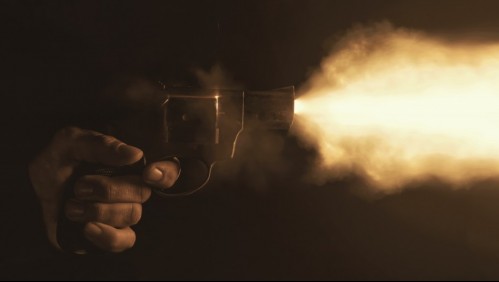 'La gente se caía de las escaleras': Desconocido balea a tres personas en fiesta de Halloween