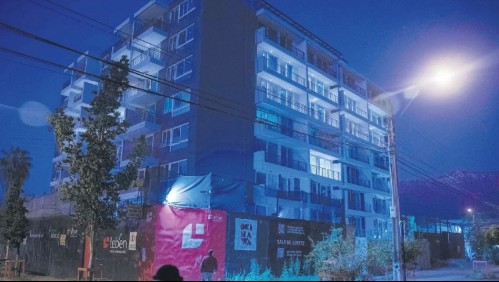 Edificio en construcción en La Florida permanece con las luces encendidas toda la noche: ¿Cuál es la razón?