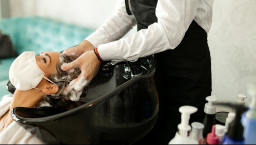 Apoplejía del salón de belleza: Este es el extraño problema médico que puede causar un derrame cerebral