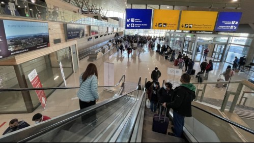 Aeropuerto de Talcahuano explicó el origen del contenido pornográfico exhibido en una de sus pantallas