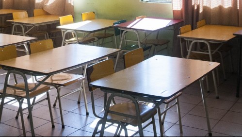 Alcalde de Coyhaique organiza un bingo para pagar el sueldo a los profesores: 'No tenemos más salida'