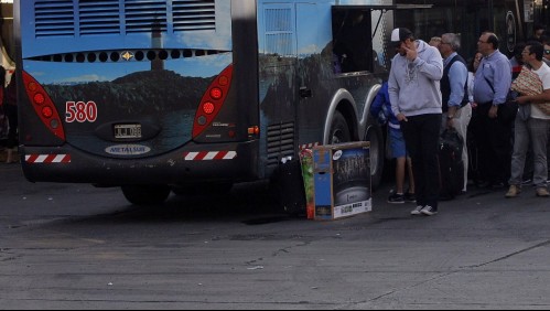 Movilización de conductores de buses rurales: Siete comunas de la región Metropolitana se verán afectadas este lunes