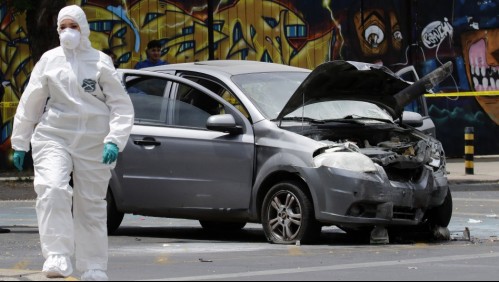 Persecución terminó en balacera y posterior choque en Santiago Centro: Cinco personas resultaron heridas