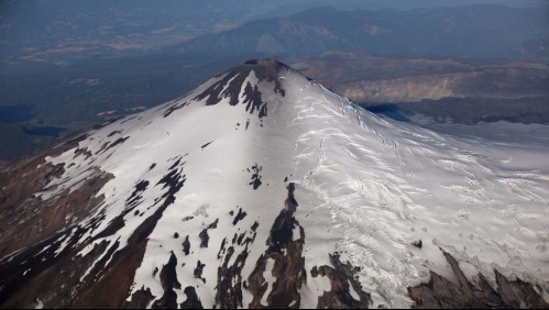 Volcán Villarrica en alerta amarilla: Esto es lo que podría pasar tras el aumento de su actividad