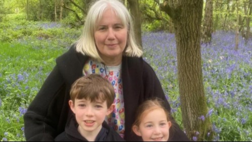 Su esposo le dijo que parecía un Minion por su color de piel y tenía una grave enfermedad