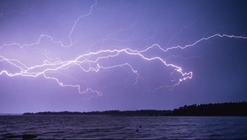 Reportan probabilidad de tormentas eléctricas en 6 regiones del país incluida la RM