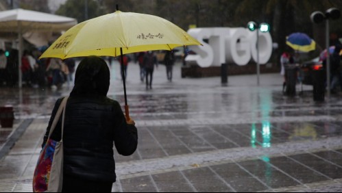 Precipitaciones para este miércoles en Santiago: ¿A qué hora y dónde caería agua?