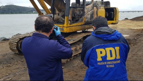 Ataques incendiarios llegan al Gran Concepción: Queman maquinaria en obras de costanera hacia Chiguayante