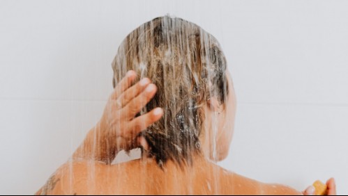 ¿Lo haces todos los días? Esta es la frecuencia con que deberías lavarte el cabello, según un dermatólogo
