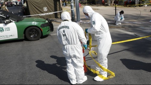 Hombre es asesinado tras ser baleado a quemarropa por desconocido en el centro de Santiago