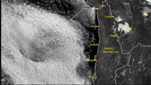 'No ha sido observado con anterioridad': Experto analiza extraño fenómeno ocurrido en los cielos del norte de Chile