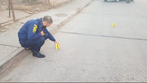 Joven es baleado afuera de su casa y una de las balas ingresa a centro de salud