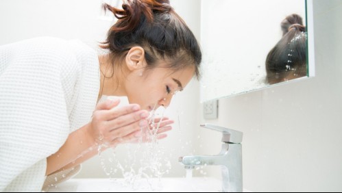 ¿Cuántas veces al día? Esta es la frecuencia con la que debes lavar tu cara según los expertos