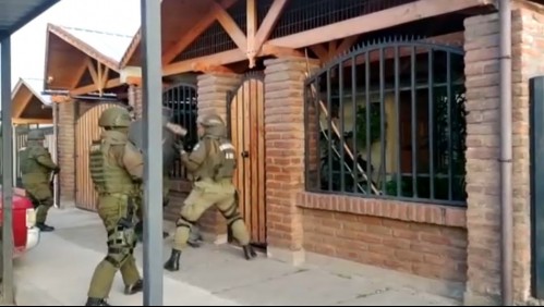 Centenares de carabineros allanan cerca de 20 viviendas en la región de O'Higgins en busca de clan familiar narco