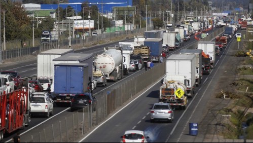 Confederación de camioneros del norte anuncia paro indefinido: Reclaman poca seguridad y alza en el combustible