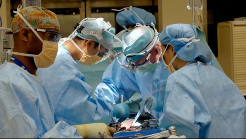 Ingresa a cirugía por posible infección en el útero y le extraen ilegalmente sus riñones