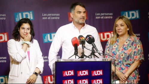 UDI da ultimátum a ministro de Educación y lo amenaza con acusación constitucional por cifras de deserción escolar