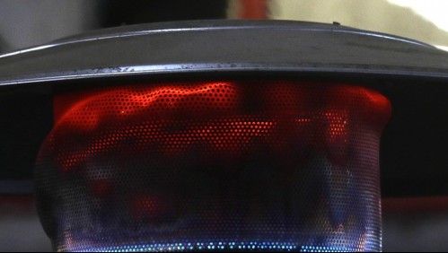 Invitó a una pareja a su casa, usó mal una estufa y les provocó graves quemaduras: Ahora les debe pagar $250 millones