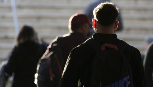 La mayoría sin auto ni casa: Así son las 6 millones de personas de clase media en el país, según nuevo estudio