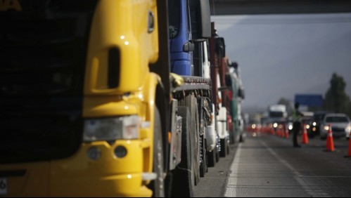 'Gobierno no va a bajar el costo de los combustibles': Subsecretario Monsalve ratifica que no hay acuerdo con camioneros