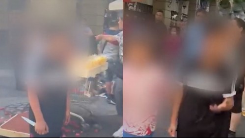 Violencia en el centro de Santiago: Video muestra a menores amenazando con armas blancas