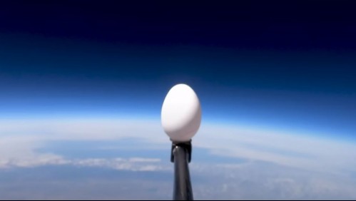 ¿Lo logró? Exingeniero de la NASA lanzó un huevo desde el espacio con la esperanza de que no se rompiera