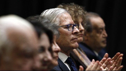 Familiares y amigos contratados: Así funcionaría la 'pyme familiar' del Conservador de Bienes Raíces