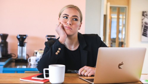 Esto es lo que le sucede a tu cuerpo cuando pasas muchas horas sentado