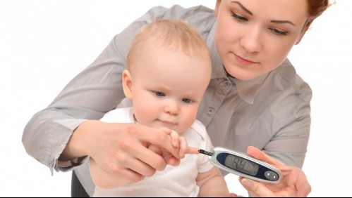 'Podría haber matado a nuestro hijo': Madre advierte sobre los síntomas de la diabetes tipo 1 en bebés