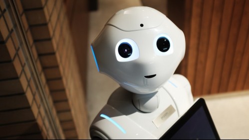Personas contra robots poshumanos: Este sería el futuro de la humanidad, según un científico